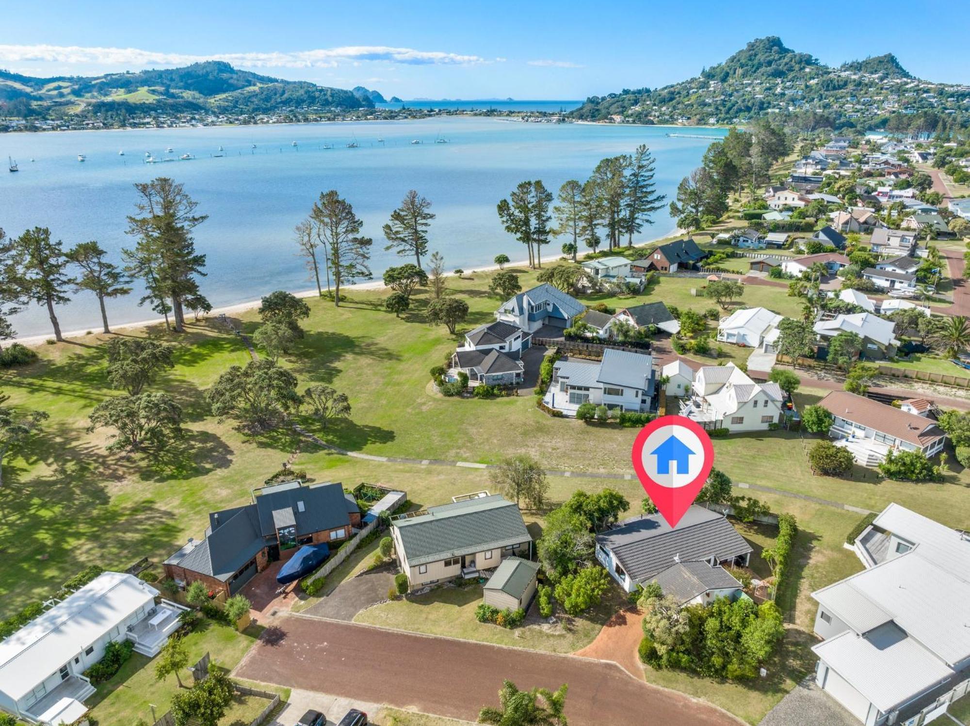 Pauanui Beach House Suntrap Bagian luar foto