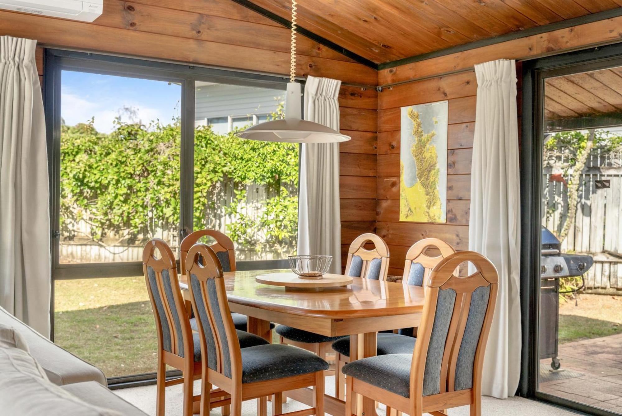 Pauanui Beach House Suntrap Bagian luar foto