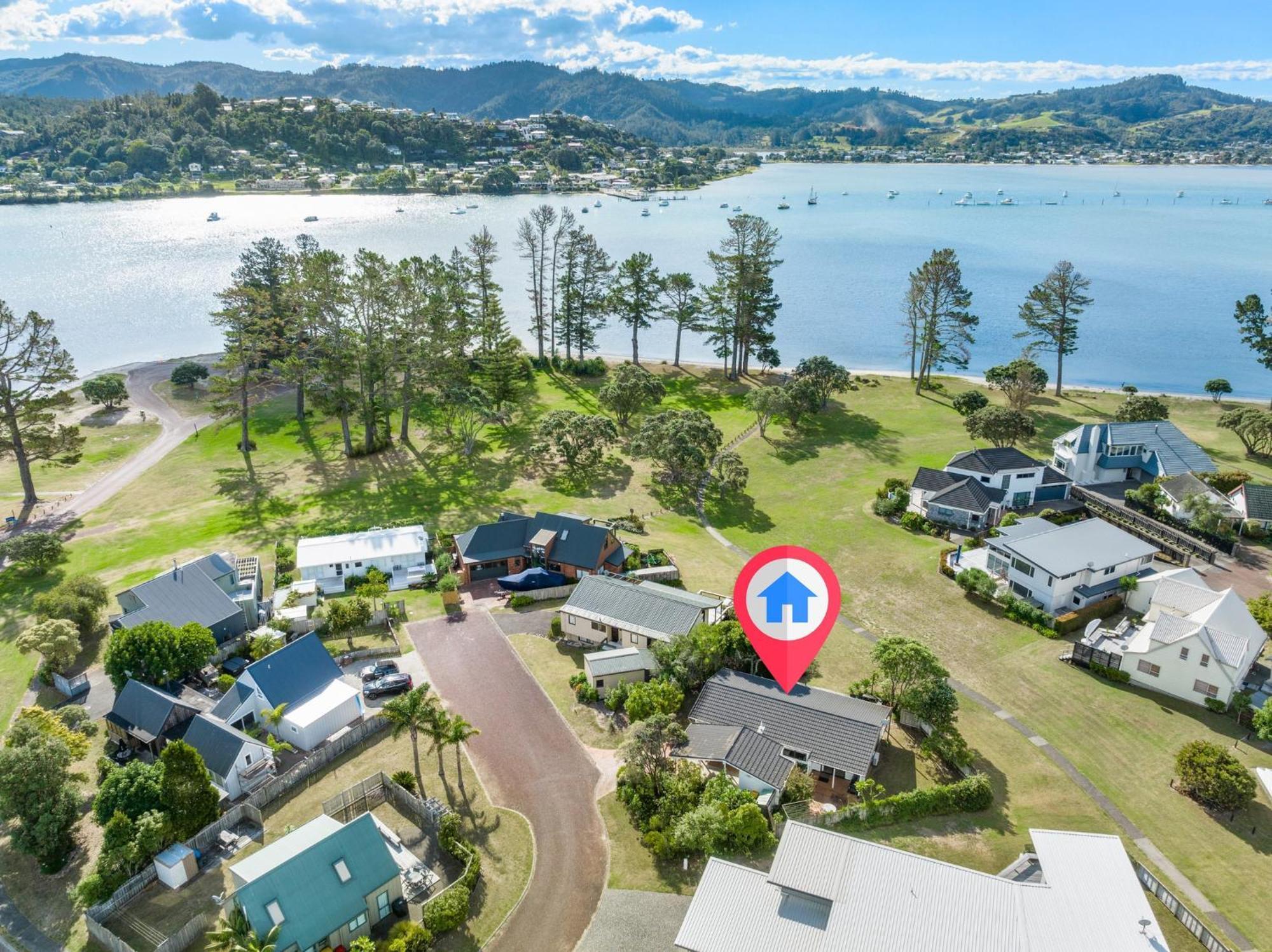 Pauanui Beach House Suntrap Bagian luar foto